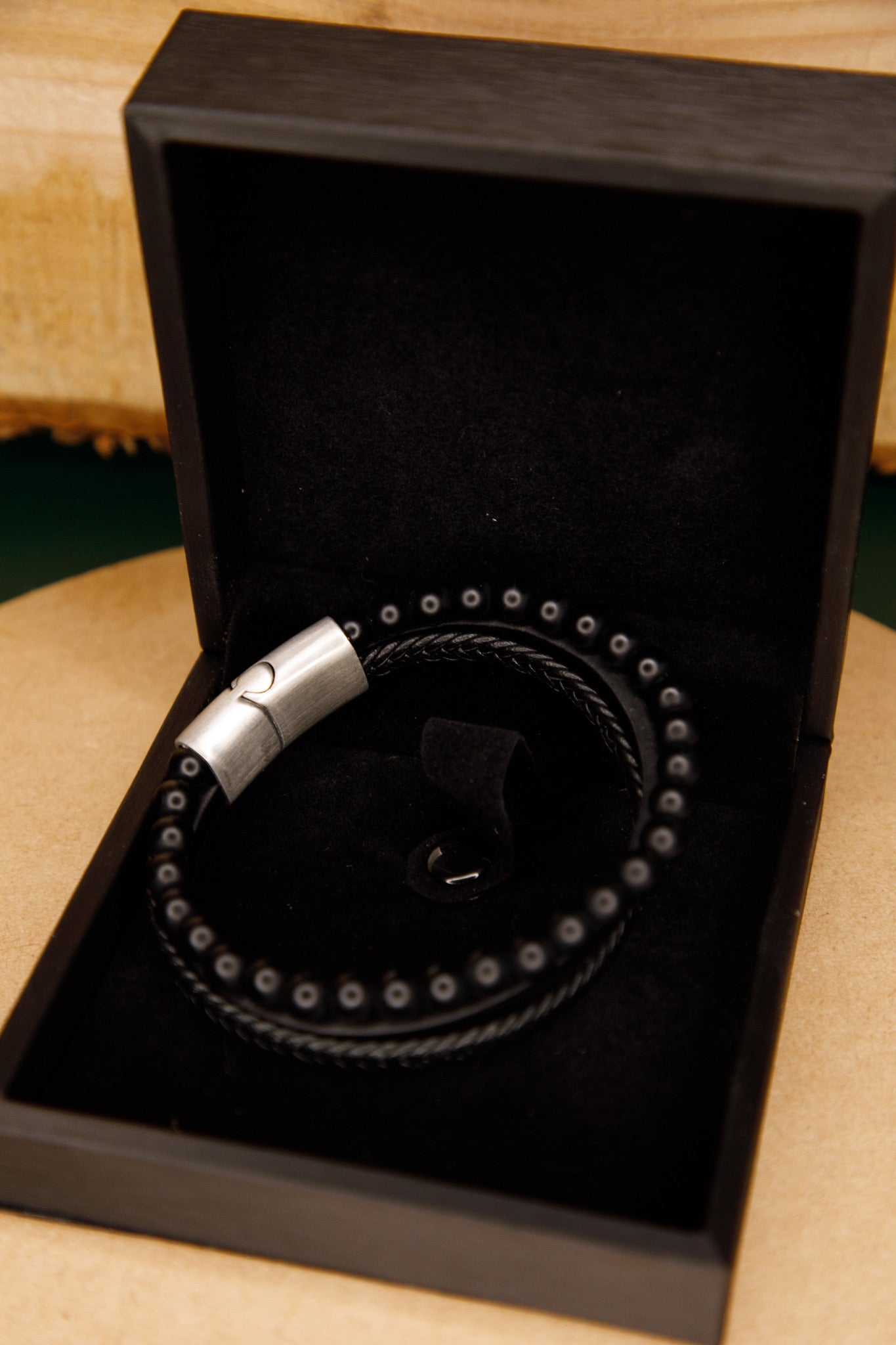 Bracelet cuir deux rangs et pierres