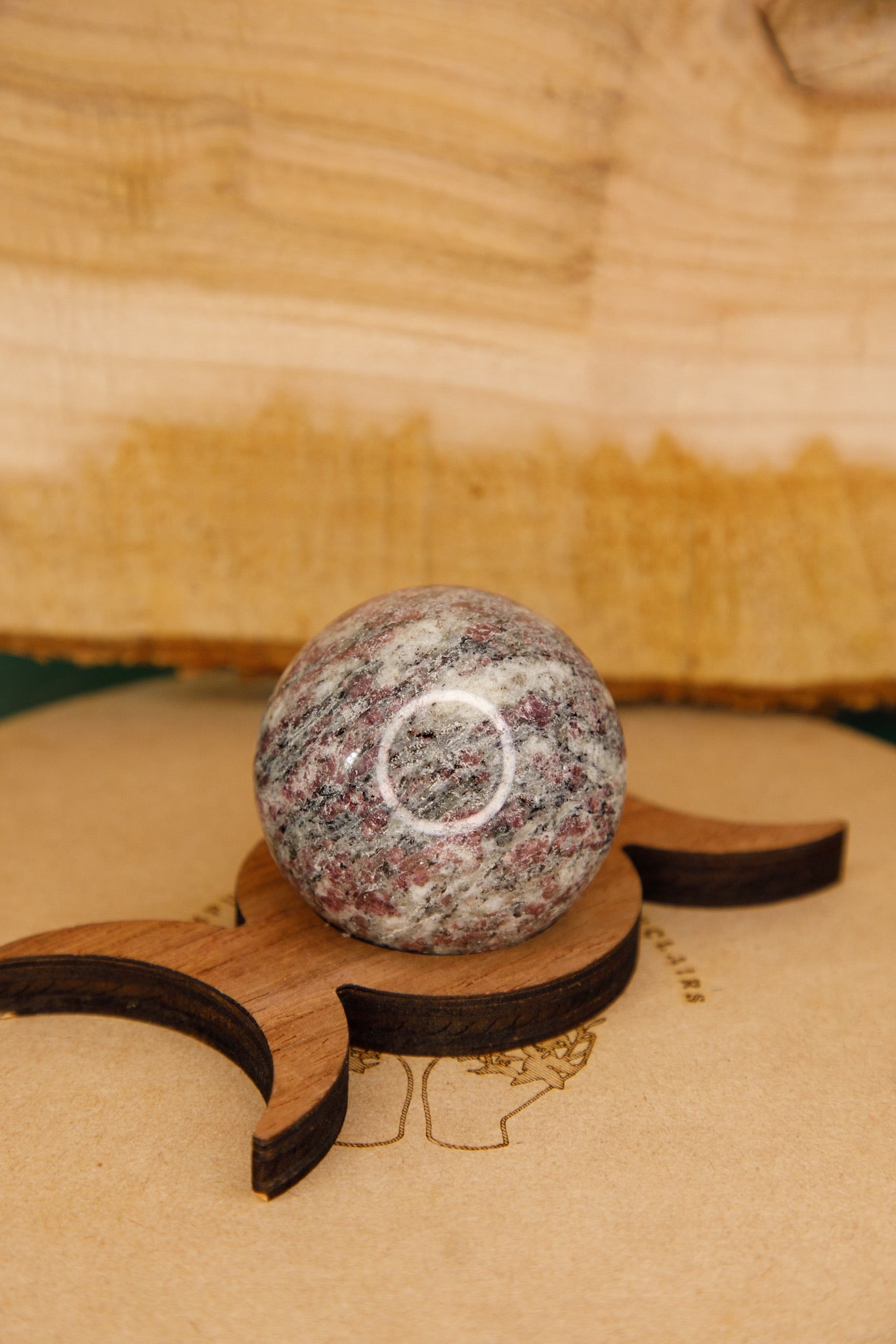 Sphère Tourmaline Rose sur Quartz