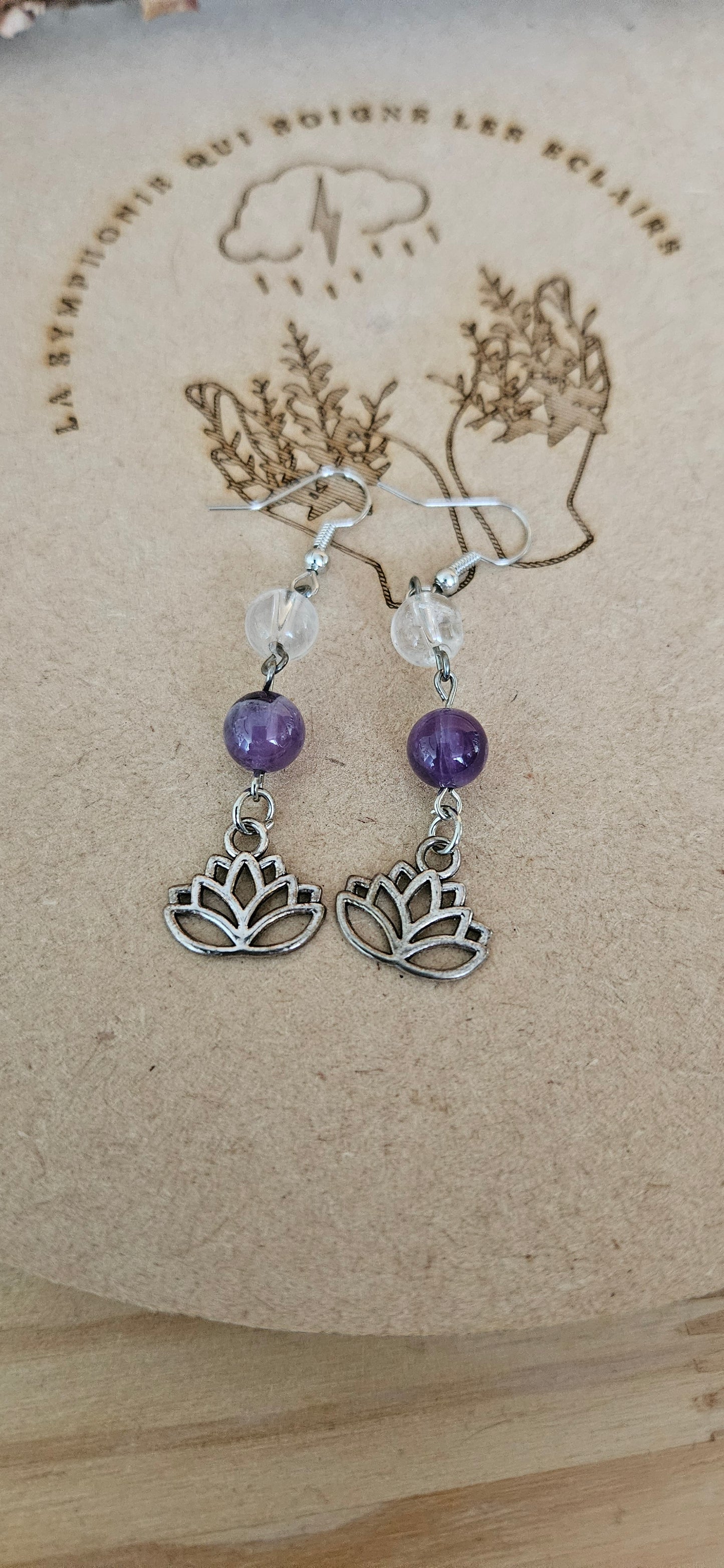 Boucles d'oreilles en Améthyste, avec Fleur de Lotus