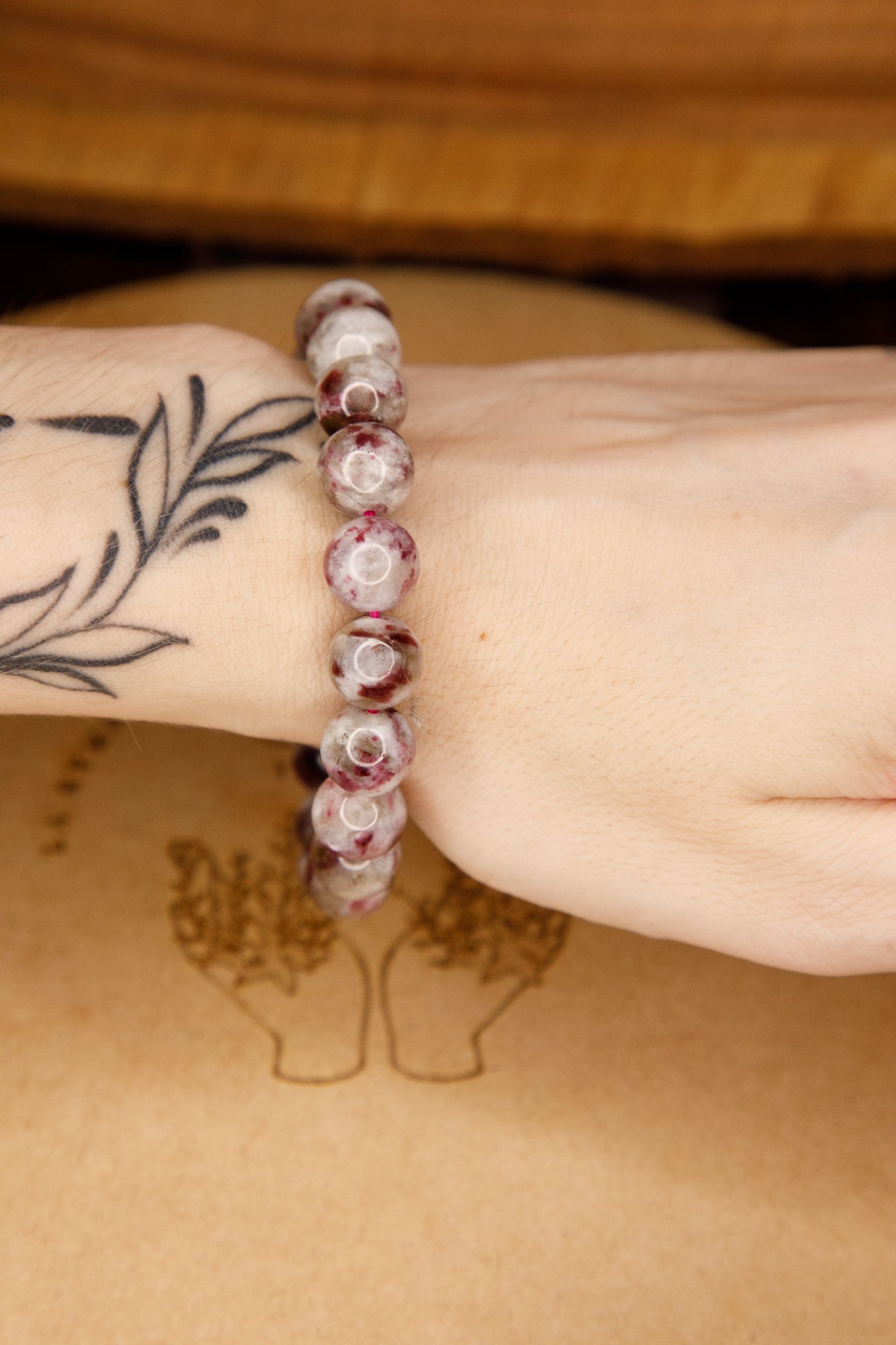 Bracelet boule Tourmaline Rose sur Quartz